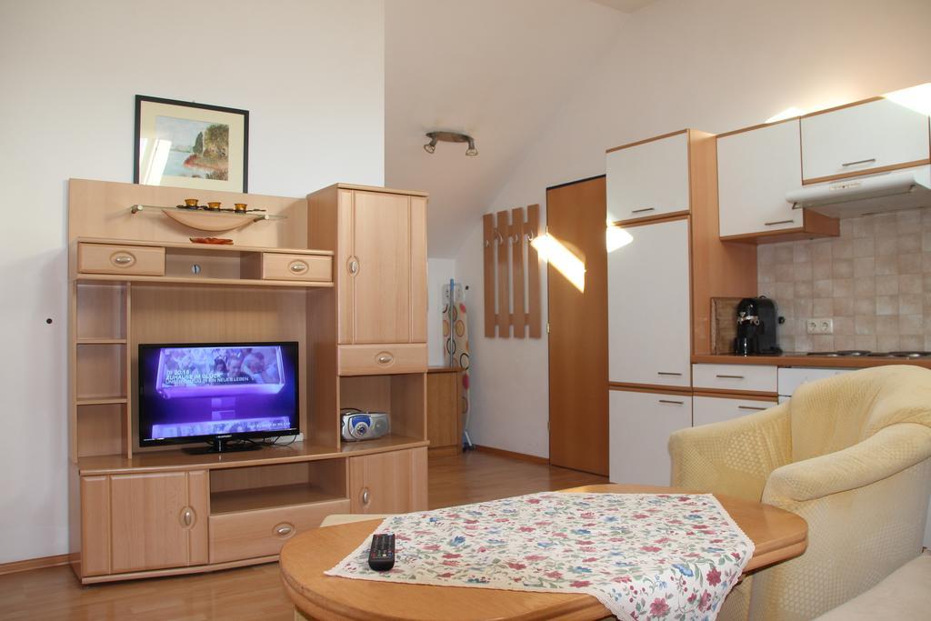Ferienhof Kehlbauer Hof bei Salzburg Room photo